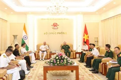 Les marines vietnamienne et indienne renforcent leur coopération 