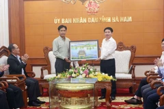 Ha Nam promeut la coopération avec le Laos dans le secteur de la justice