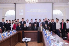 Les 90 ans du Parti communiste du Vietnam célébrés en Ukraine et au Japon