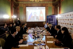 Le Vietnam et la Russie renforcent la coopération dans la lutte contre le COVID-19