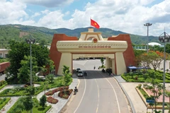 Les échanges commerciaux Vietnam-Laos enregistrent une hausse en dix mois
