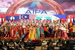 Spectacle artistique lors de la cérémonie d'ouverture de la la 41e Assemblée générale de l’AIPA (AIPA-41), le 8 septembre 2020, à Hanoï. Photo: VNA