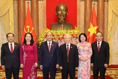 Cérémonie de transfert de fonctions entre ancien et nouveau présidents vietnamiens