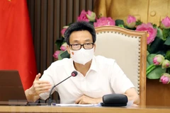 Le vice-PM Vu Duc Dam ordonne tous les efforts pour l'importation de vaccins anti-COVID-19