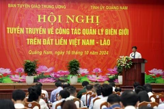 Réunion sur la gestion de la frontière terrestre entre le Vietnam et le Laos à Quang Nam. Photo : VNA
