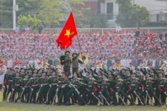 Un grand spectacle en célébration des 70 ans de la Victoire de Dien Bien Phu. Photo : VietnamPlus