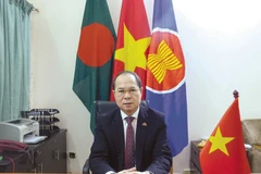 L'ambassadeur vietnamien au Bangladesh Nguyen Manh Cuong. Photo : VNA