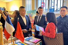 Rencontre entre des entreprises vietnamiennes et françaises. Photo : VNA