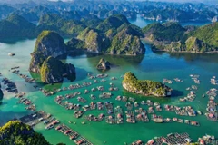 Quang Ninh ouvrira trois plages Soi Sim, Hang Co et Trinh Nu dans la baie de Ha Long à la fin de l'année 2024. Photo : CTV/CVN