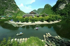 Le complexe paysager de Tràng An, un emblème touristique de Ninh Binh. Photo : VNA/CVN