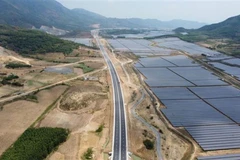 L'autoroute Nha Trang - Cam Lam. Photo : VNA