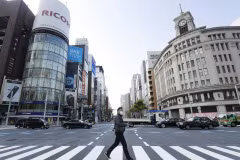 Japon: Tokyo ouvre une ligne téléphonique multilingue pour les services de conseil liés au COVID-19