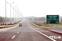 Ho Chi Minh-Ville donne la priorité aux projets de transport et de connexion régionale
