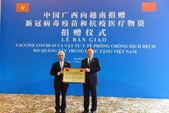 Le Guangxi (Chine) offre des fournitures médicales à des localités vietnamiennes frontalières