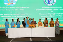 Coopération renforcée entre des organisations des femmes du Vietnam et du Cambodge
