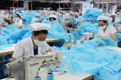 Le coronavirus a accentué les inégalités hommes-femmes au travail au Vietnam