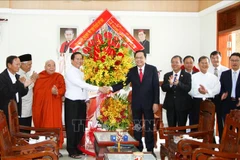 Noël : Féliciations aux catholiques de Binh Duong et de Ho Chi Minh-Ville 