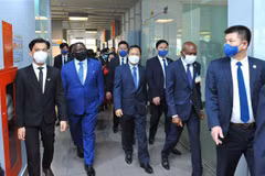 FPT aide la Sierra Leone à promouvoir la transformation numérique 