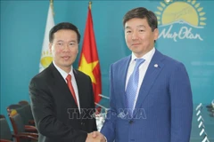 Une délégation du Parti communiste du Vietnam en visite de travail au Kazakhstan