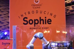 Rencontrez Sophie, le robot qui cuit les nouilles singapouriennes