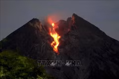 L'Indonésie interdit les activités autour du volcan Merapi