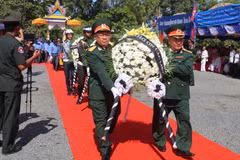 Rapatriement des restes de soldats volontaires et d'experts vietnamiens au Cambodge