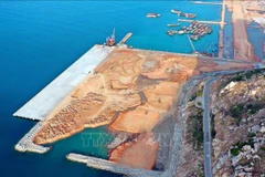 Ninh Thuan élabore une stratégie de développement durable de l'économie maritime