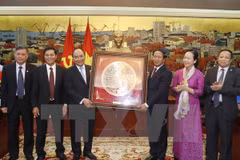 Le chef du gouvernement exhorte Hai Phong à devenir un pôle de croissance