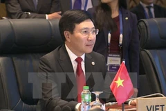 Le vice-PM Pham Binh Minh rencontre ses homologues philippin, malaisien et indonésien