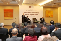 Le leader du PCV confiant en l’avenir de l’ASEAN, l’élan des liens Vietnam-Indonésie