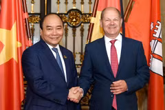 Le PM Nguyên Xuân Phuc encourage les entreprises hambourgeoises à investir au Vietnam
