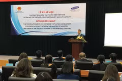 Samsung forme des experts en industries auxiliaires du Vietnam