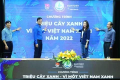 Lancement du programme "Millions d'arbres - Pour un Vietnam vert"