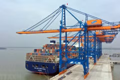 Maintenir la croissance du transport de marchandises via les ports maritimes