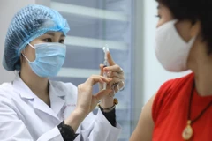 HCM-Ville : plus de cas de COVID-19 détectés, la vaccination s'intensifie 