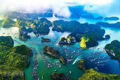 Le dossier de candidature de la «Baie d'Ha Long – archipel de Cat Ba» pour l’UNESCO achevé