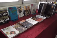 Un coin de littérature russe à la Bibliothèque de Hanoi