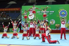 La déferlante cheerleading à Hô Chi Minh-Ville
