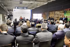 Inauguration d'un espace d'exposition commerciale du Vietnam au centre Food City à Moscou