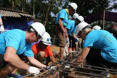 Deux cents volontaires internationaux au chevet des familles pauvres vietnamiennes