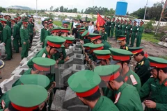 Inhumation des restes de soldats de Kien Giang et de Dong Thap tombés au Cambodge 