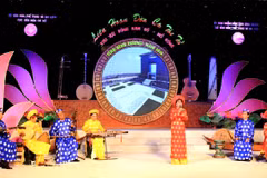 Binh Duong : Ouverture du festival de Đờn ca tài tử du Nam Bo oriental 2016