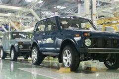 Construction automobile : coopération tripartite Vietnam-Russie-Biélorussie