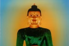 Quang Binh reçoit la statue du Bouddha de Jade pour la paix universelle