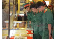 Gia Lai : exposition «Hoàng Sa, Truong Sa du Vietnam - les preuves historiques et juridiques»