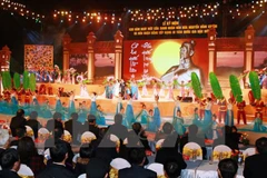 Programme artistique en l’honneur du XIIe Congrès du PCV