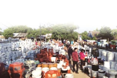 Balade au marché de céramique de Tu Liên