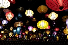 Bientôt le festival des lanternes 2016 à Da Nang