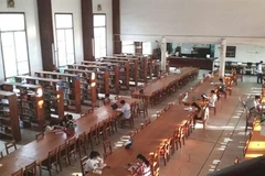Numérisation de documents rares à la Bibliothèque des sciences générales