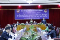 Séminaire scientifique sur les systèmes politiques du Laos et du Vietnam